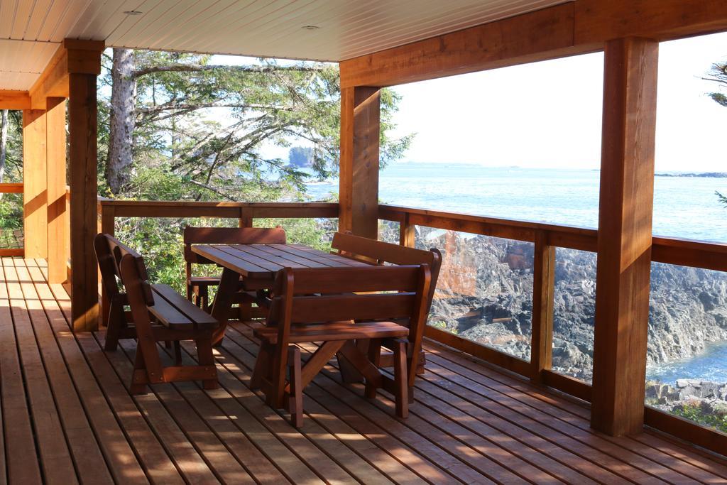 Melfort Bell Guest Suites Ucluelet Exterior photo